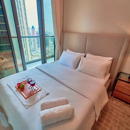 Stylish 2Br Suite In Aykon City With Pool & Gym Access Dubai Exterior photo