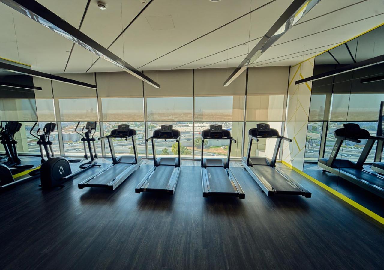 Apartment Stylish 2Br Suite In Aykon City With Pool & Gym Access *