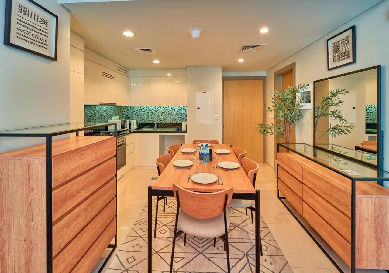 Apartment Stylish 2Br Suite In Aykon City With Pool & Gym Access Dubai