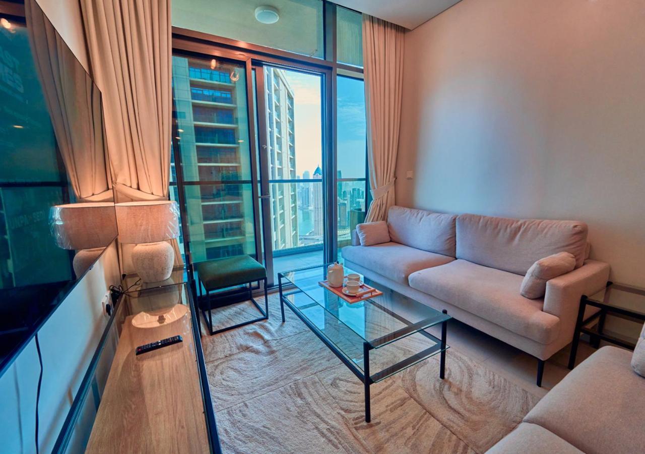 Stylish 2Br Suite In Aykon City With Pool & Gym Access * Dubai