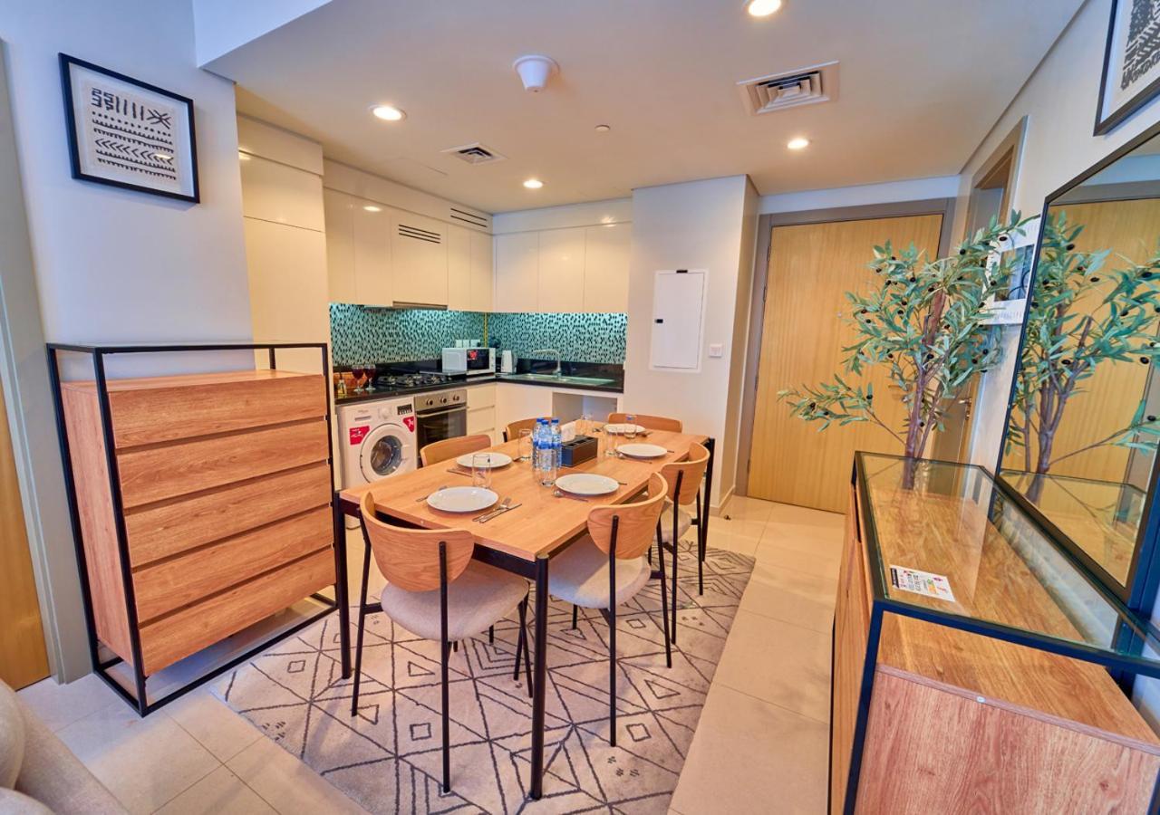 Stylish 2Br Suite In Aykon City With Pool & Gym Access Apartment