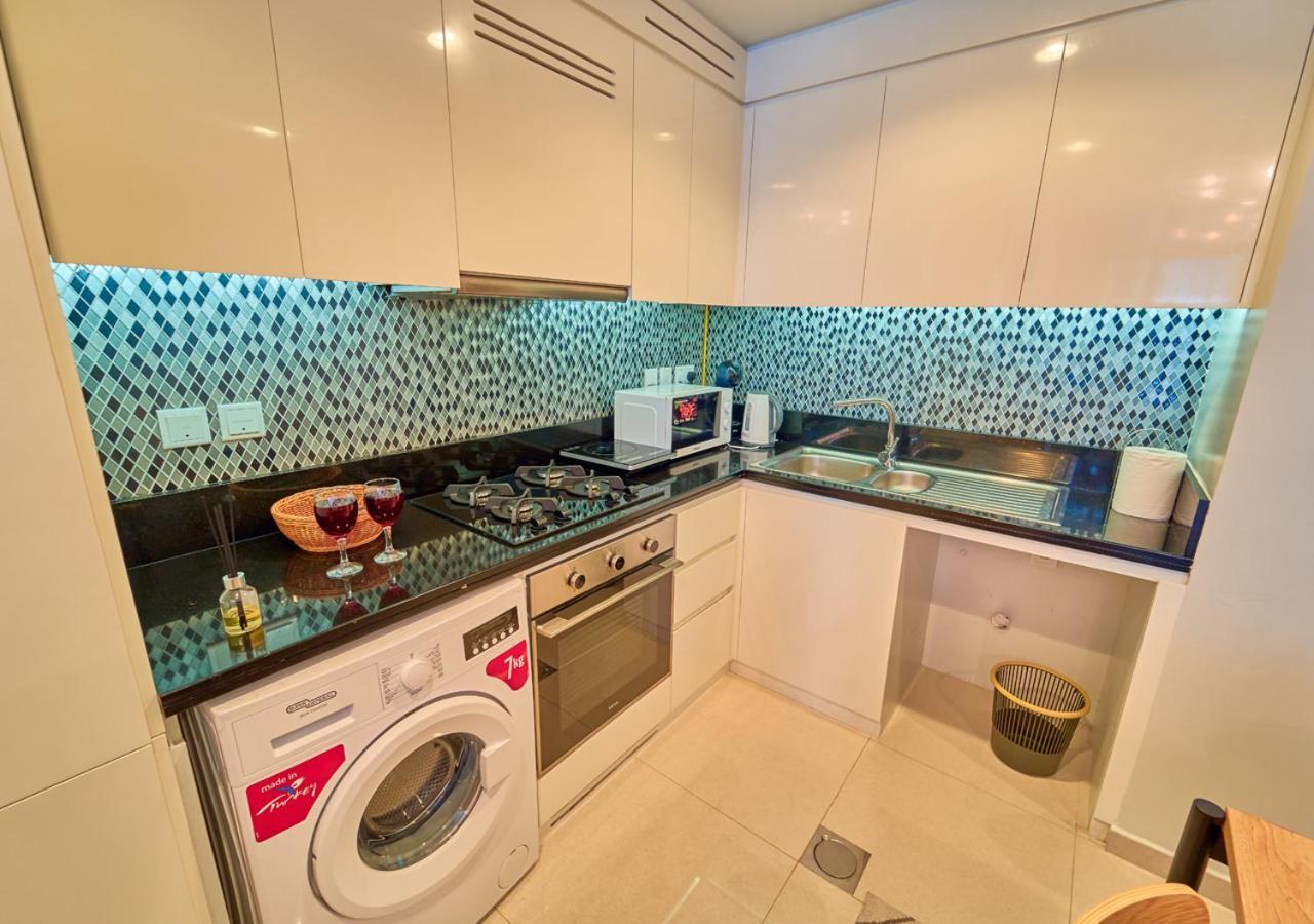 Apartment Stylish 2Br Suite In Aykon City With Pool & Gym Access *