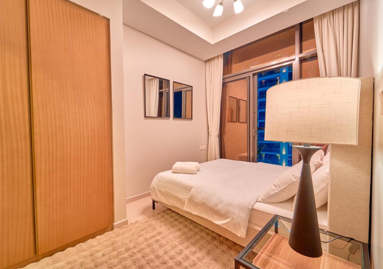 Stylish 2Br Suite In Aykon City With Pool & Gym Access * Dubai