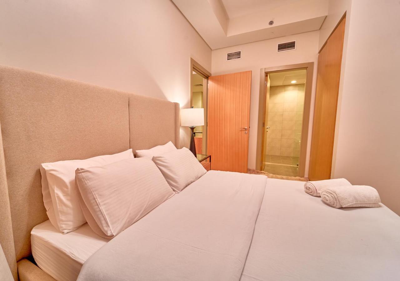 Stylish 2Br Suite In Aykon City With Pool & Gym Access Apartment