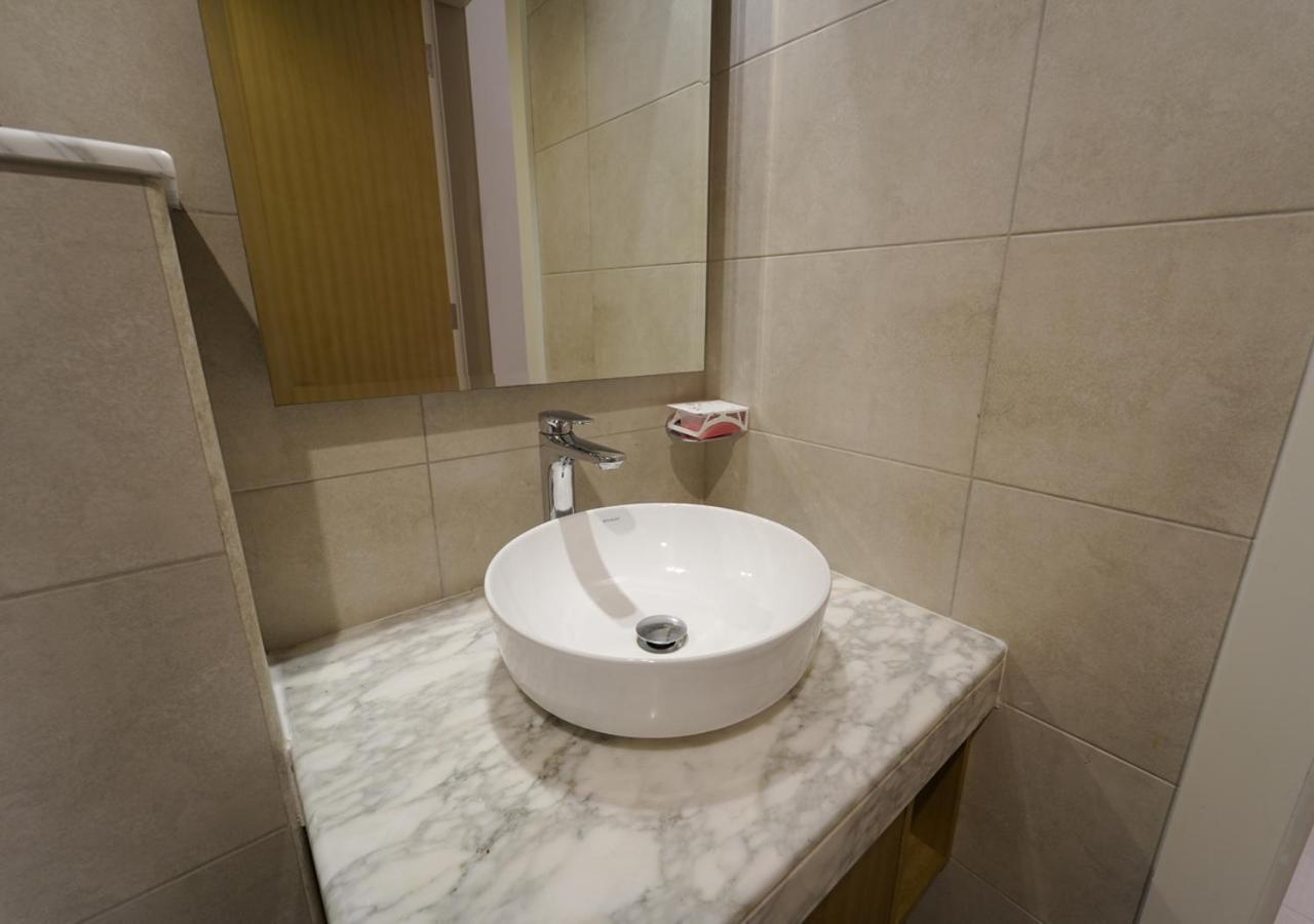 Stylish 2Br Suite In Aykon City With Pool & Gym Access *